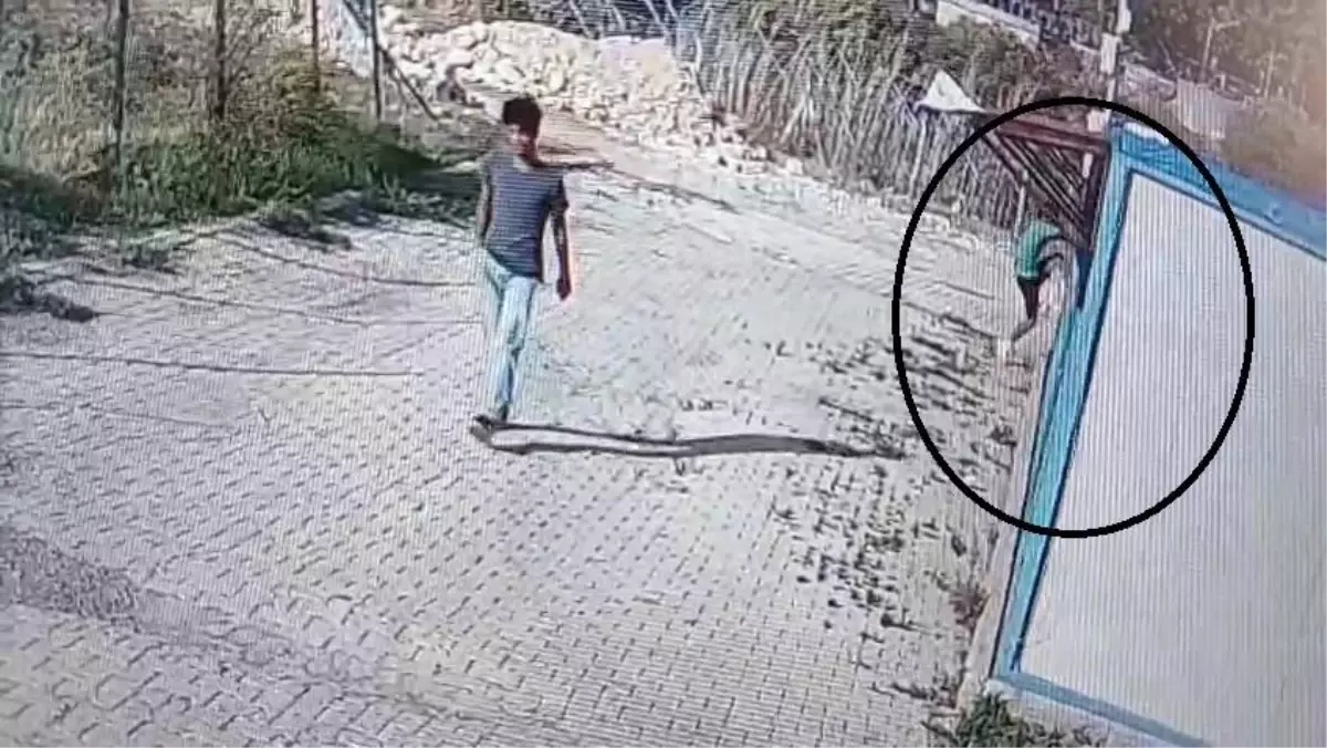 Hatay'da Depremzededen Laptop Çalan Hırsızlar Yakalandı