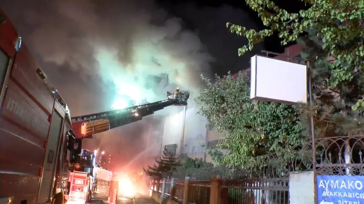 Başakşehir sanayi sitesinde yangın -1