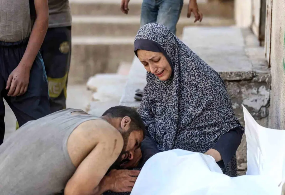Gazze'de İsrail Saldırılarında Can Kaybı 65 Bin 283'e Ulaştı