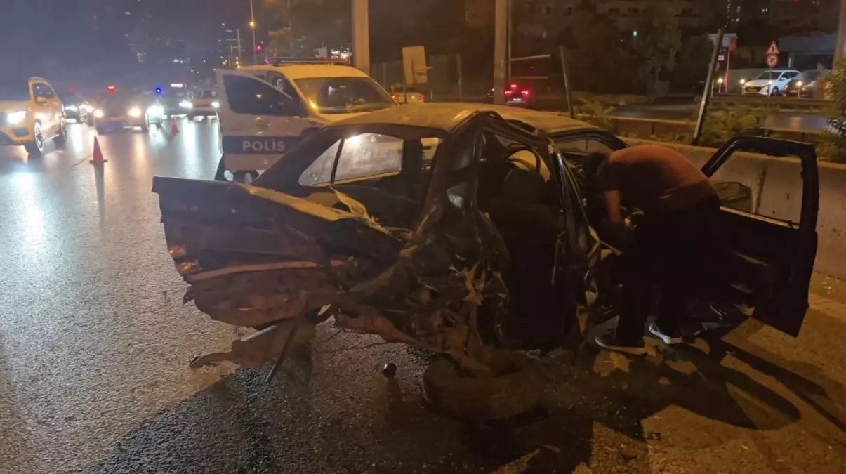 Kadıköy'de Zincirleme Kaza: 1 Yaralı
