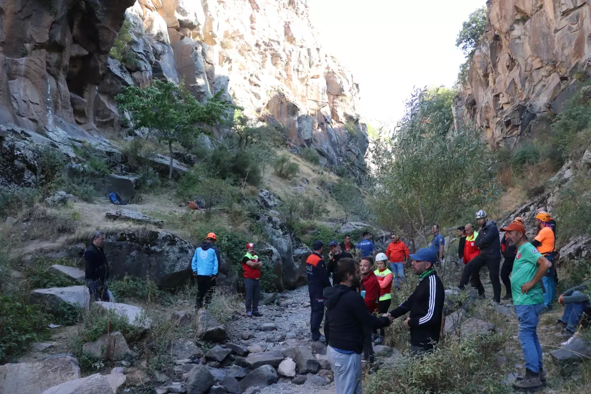 Kayseri'de Tırmanış Sırasında Düşen Dağcı Hayatını Kaybetti