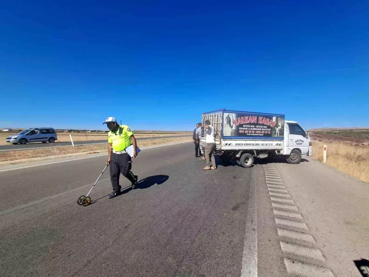 Kilis-Gaziantep Yolunda Trafik Kazası: 2 Yaralı