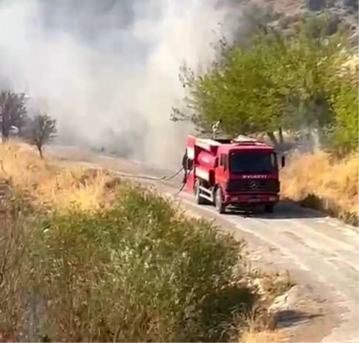 Adıyaman'da Bahçe Yangınları Korkuya Neden Oldu