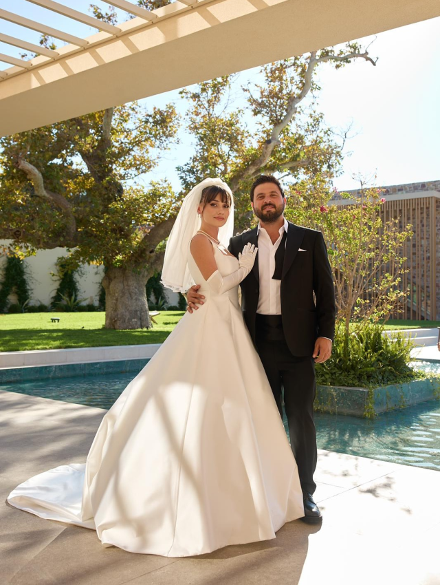 Actress Sevda Erginci, who held a henna night in Mardin, got married in Greece