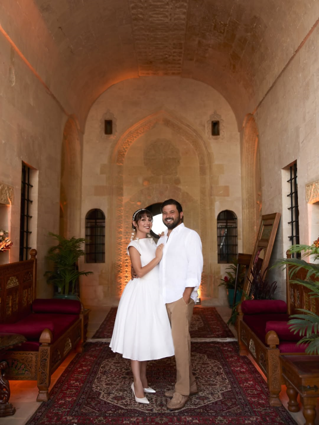 Actress Sevda Erginci, who held a henna night in Mardin, got married in Greece