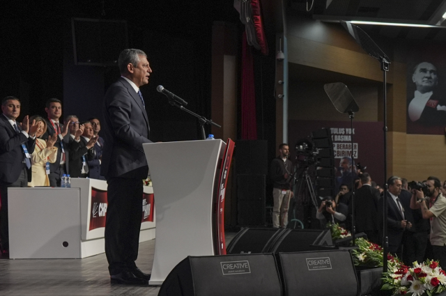 ozgur ozel yeniden chp genel baskani secildi 19071285 1917 m