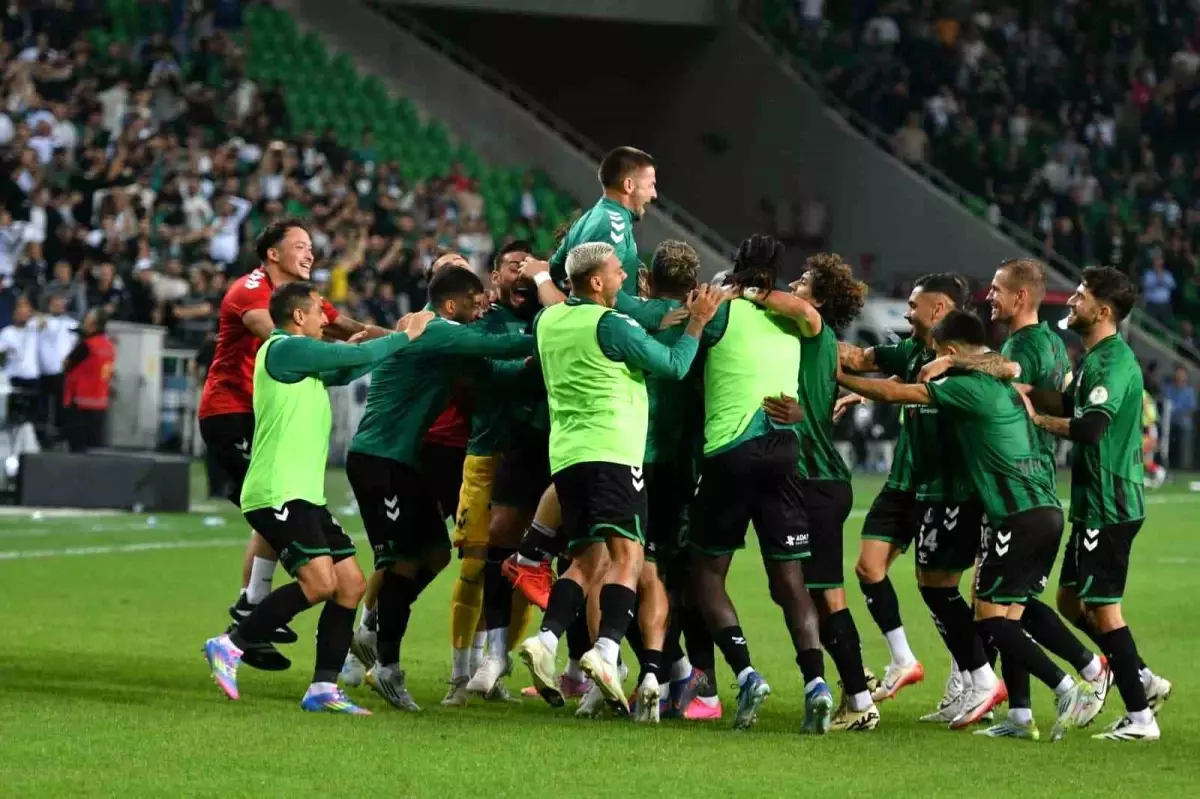 Sakaryaspor, Amed Sportif Faaliyetler'i 2-1 Mağlup Etti