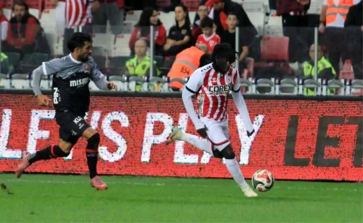 Trendyol Süper Lig: Samsunspor: 0 Fatih Karagümrük: 0 (Maç devam ediyor)
