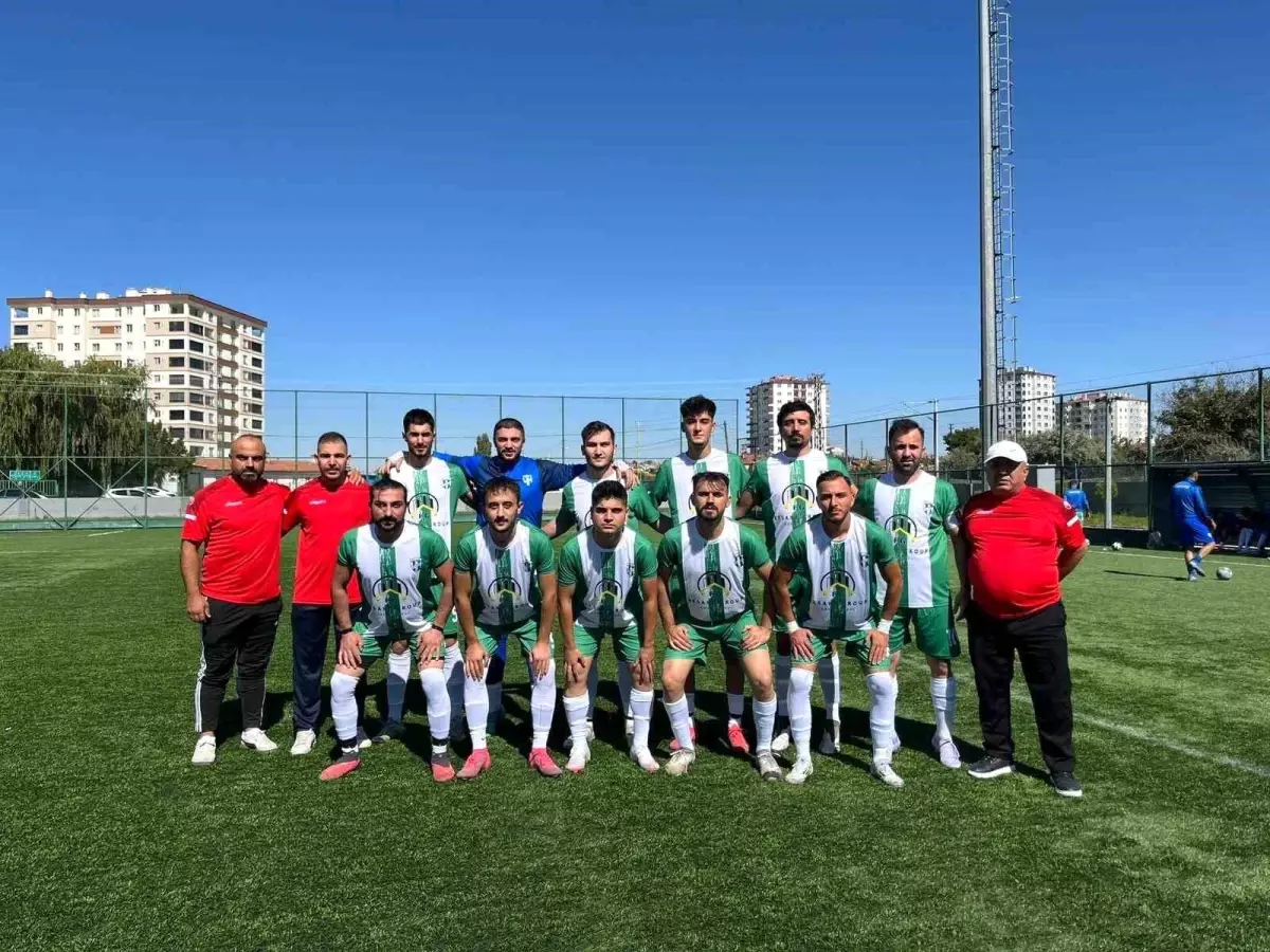 Argıncıkspor, Talas Anayurtspor'u 3-0 ile Geçti