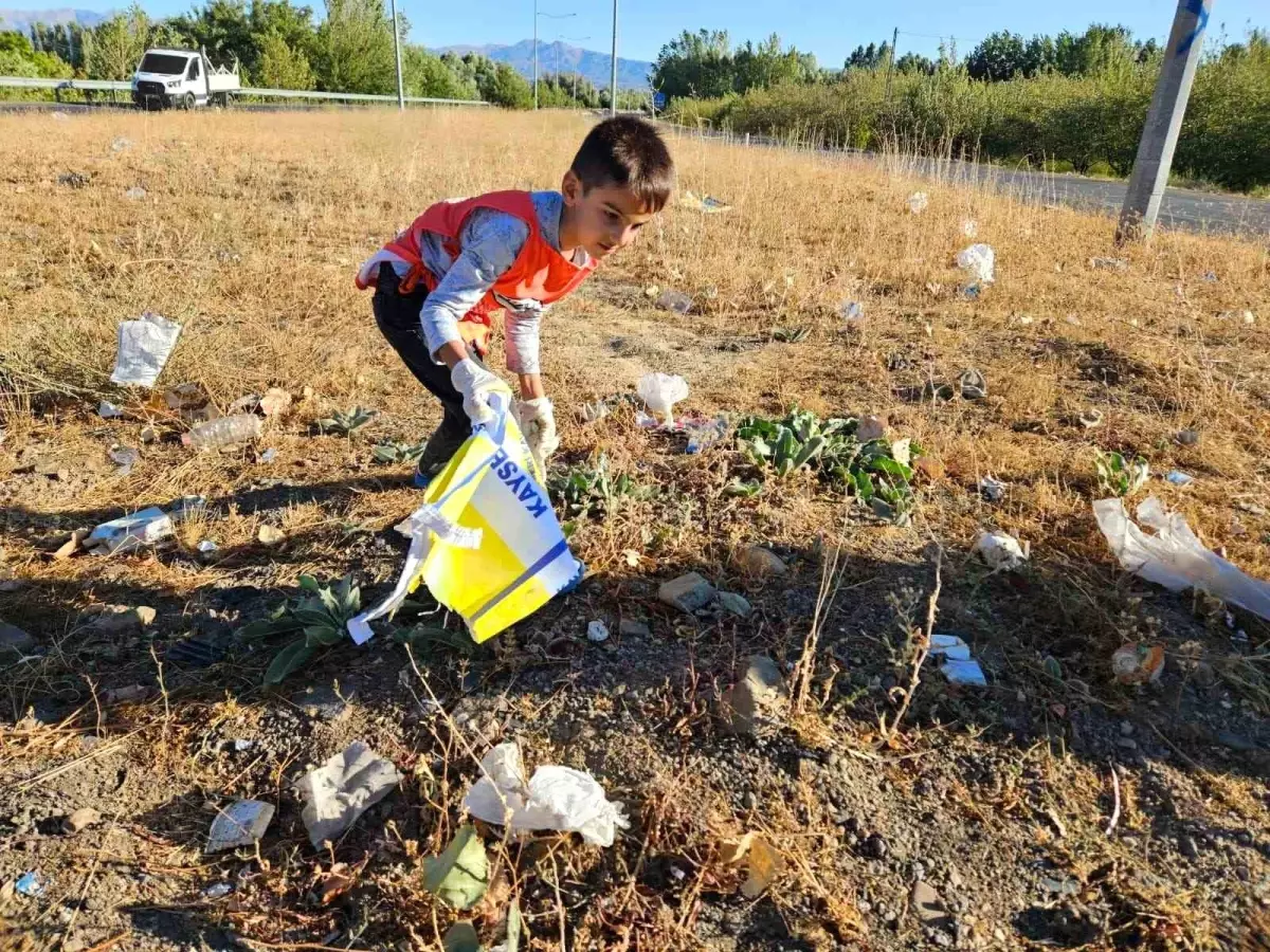 Bingöl'de Dünya Temizlik Günü Etkinliği