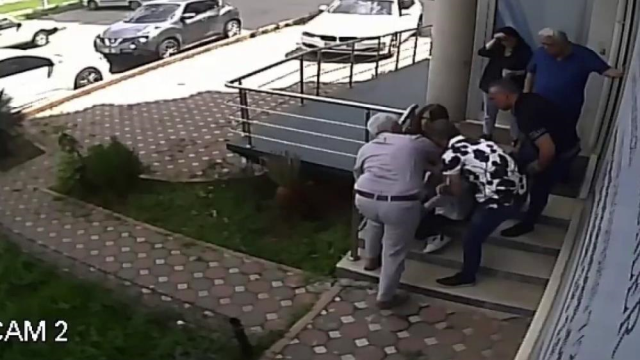 Moments When the Man Who Went to the Doctor with Herniated Disc Complained Suffered a Heart Attack