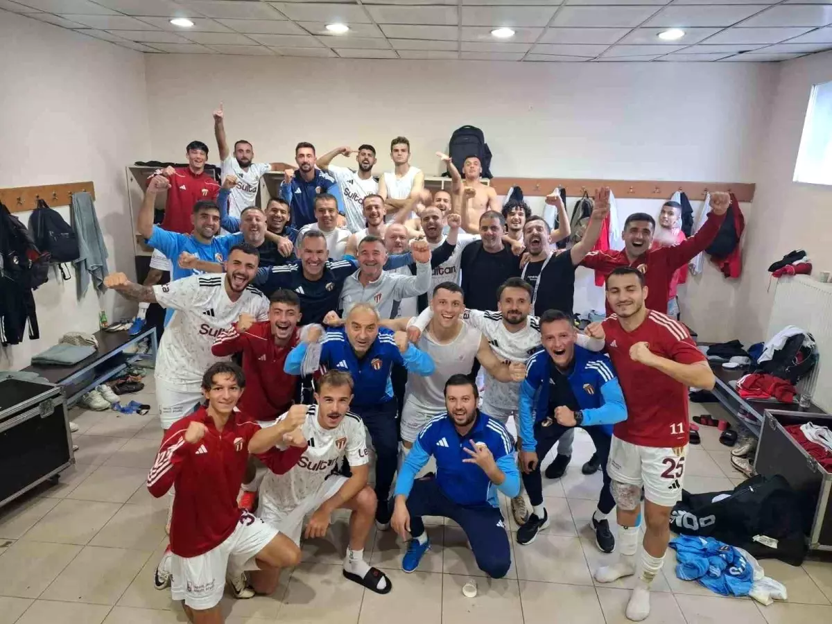 Sultan Su İnegölspor, Kastamonuspor'u 3-1 Yenerek İkinci Dış Saha Zaferini Kazandı