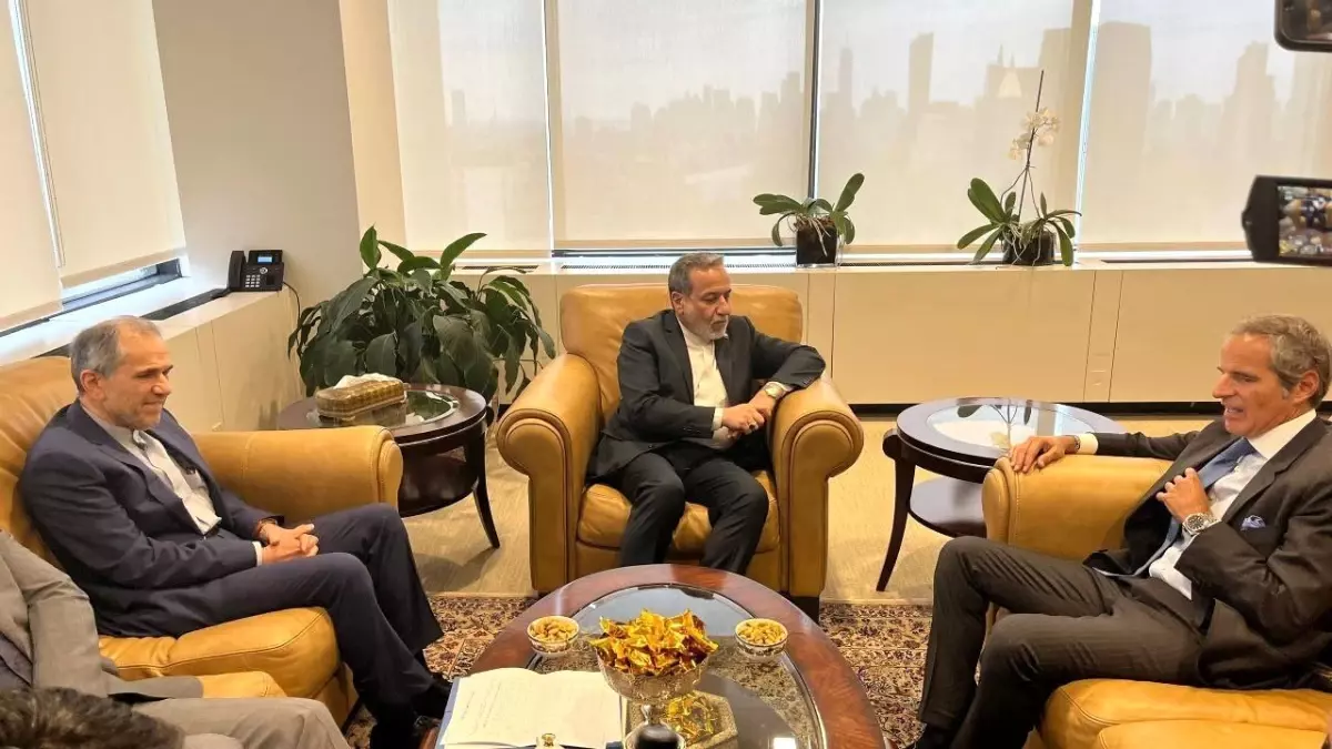 İran Dışişleri Bakanı Arakçi'den Nükleer Program Açıklaması