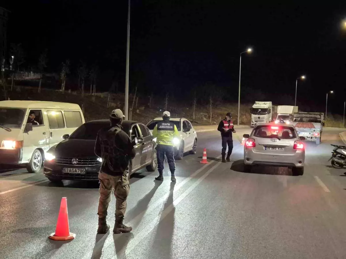 Gölbaşı'nda Asayiş ve Güvenlik Uygulaması Yapıldı