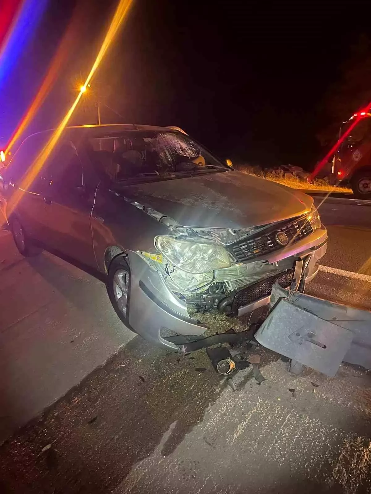 Edirne'de Otomobil Kazası: Sürücü Yaralandı