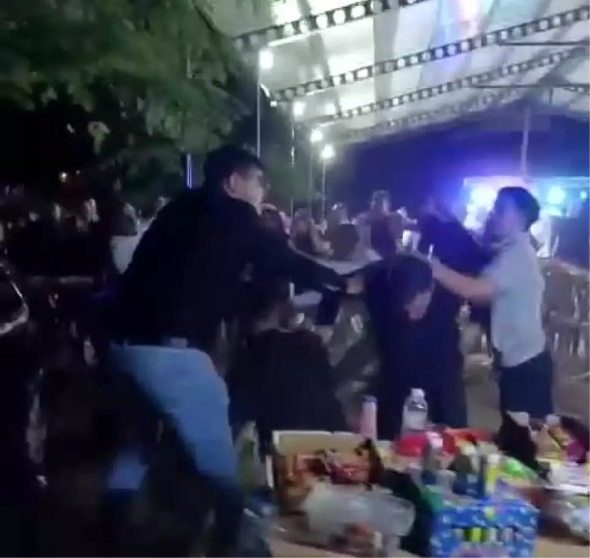Denizli'de Nişan Eğlencesinde Kavga: 6 Yaralı