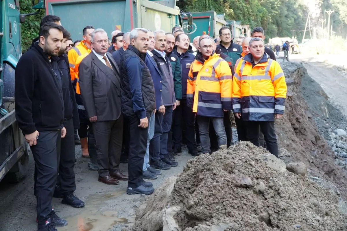Rize'de Sel Felaketi Sonrası Yeniden Ulaşım Çalışmaları Başladı