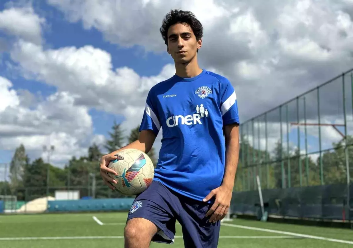 Spor ile eğitim hayatını başarıyla birleştiren Ali Nezihi Abay'ın hedefi Türkiye'yi yurt dışında temsil etmek