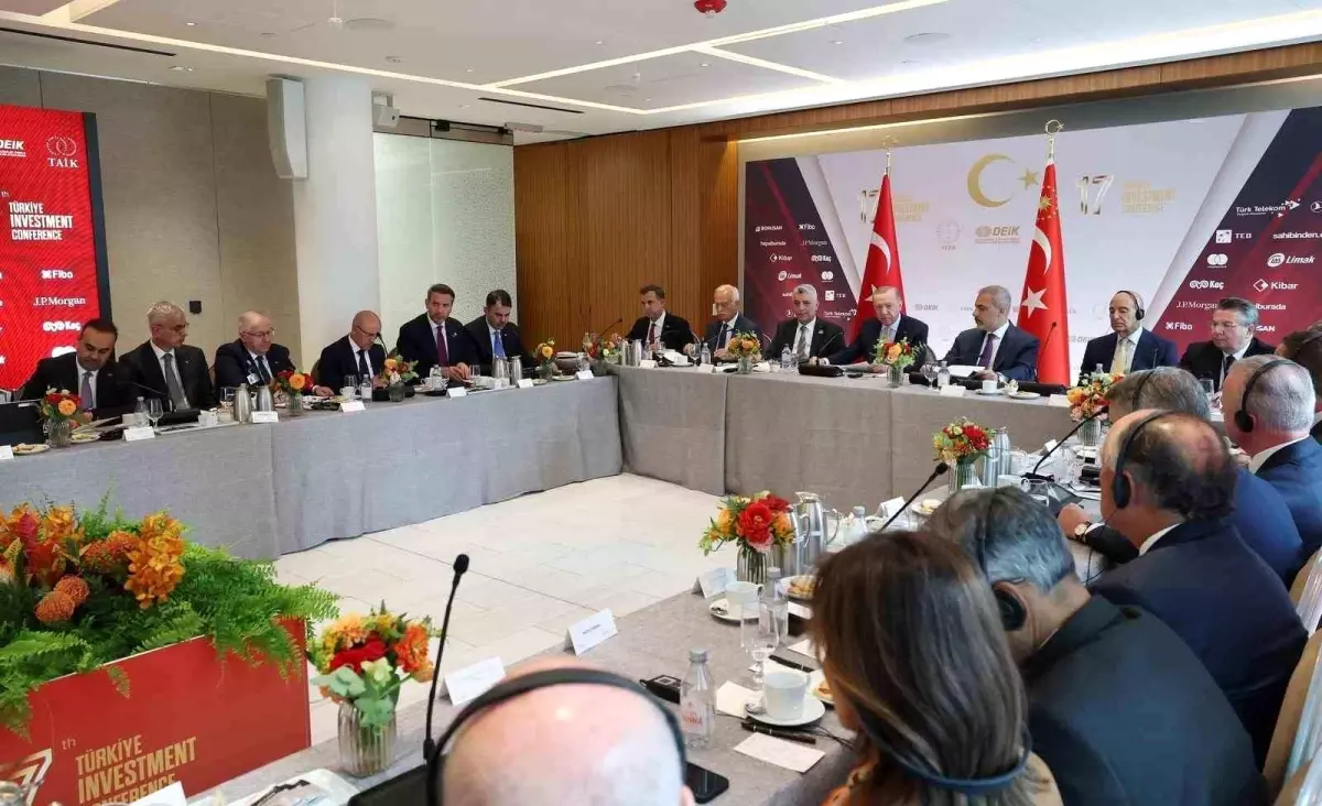 Bakan Bayraktar, Türkiye Yatırım Konferansı'nda
