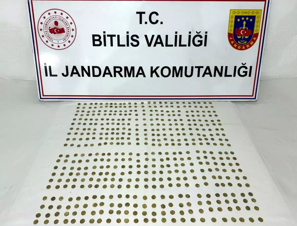 Roma Dönemine Ait 500 Sikke Ele Geçirildi, 3 Kişi Gözaltında