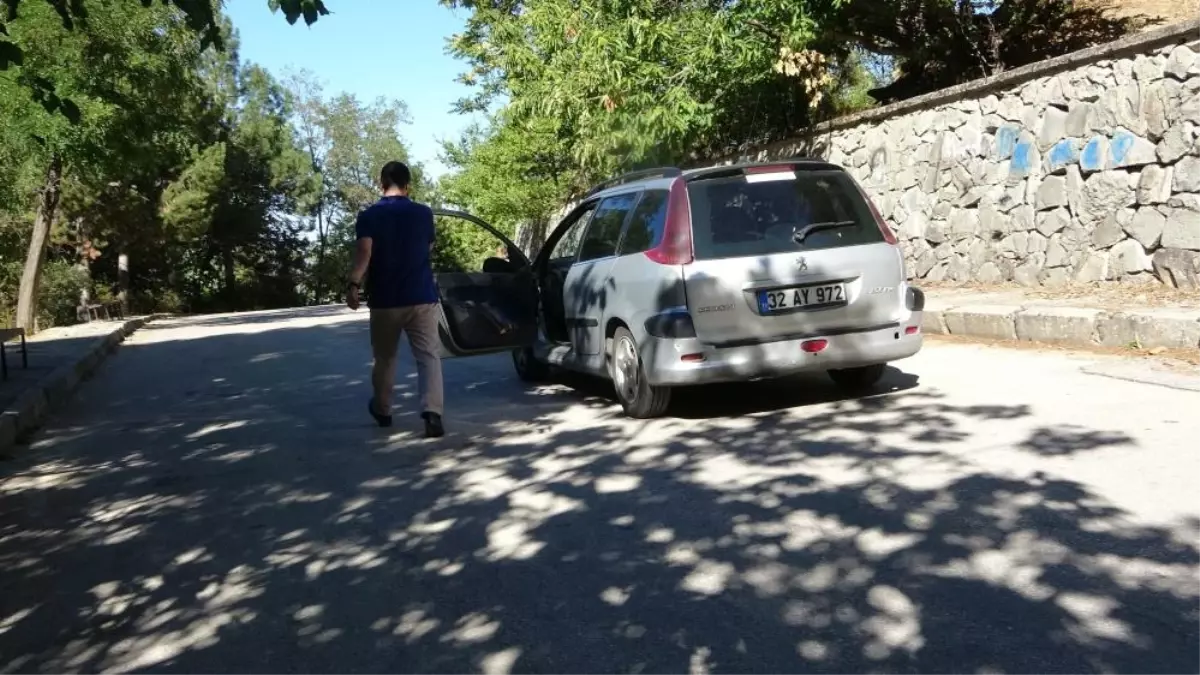 Burada araçlar kendi kendine yokuş çıkıyor! Gizemli yolun sırrı çözüldü