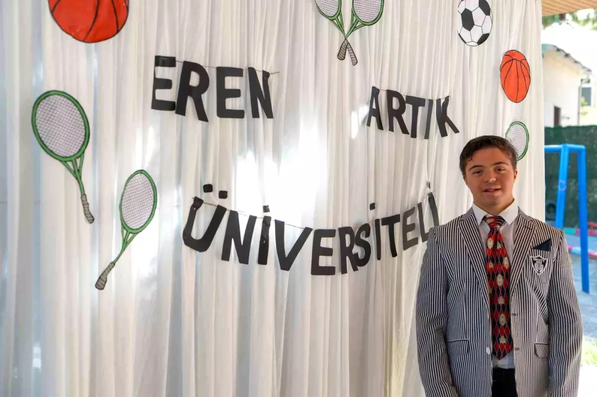 Down Sendromlu Genç Eren Vural, Spor Bilimleri Fakültesi'ni Kazandı