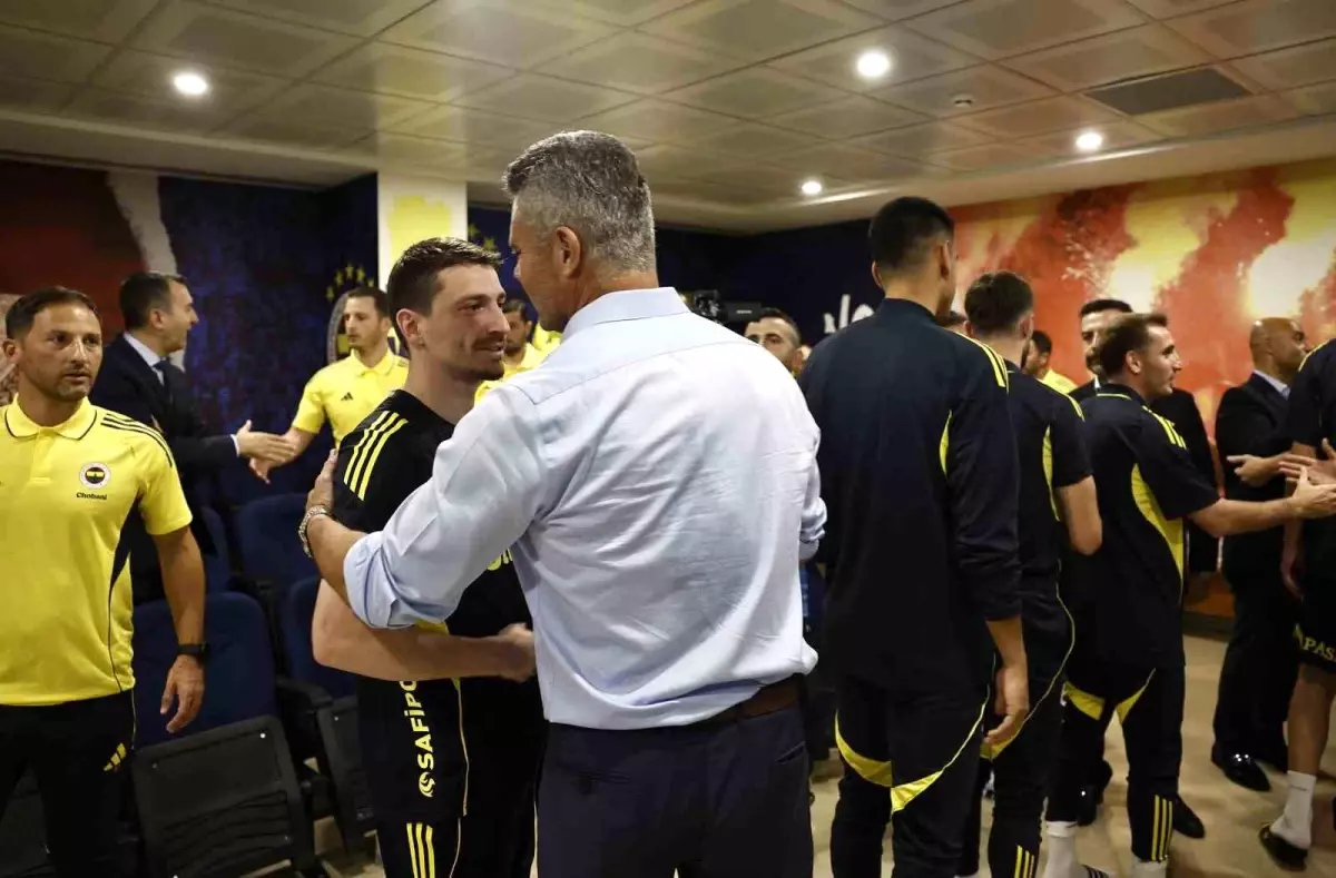 Sadettin Saran, Fenerbahçe Futbol Takımı ile Bir Araya Geldi