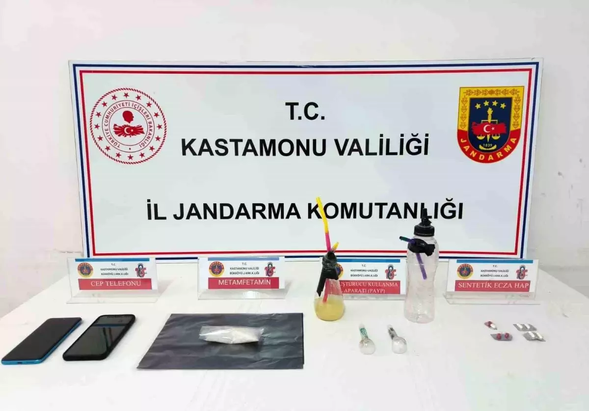 Kastamonu'da Uyuşturucu Operasyonu: 2 Şüpheli Gözaltında