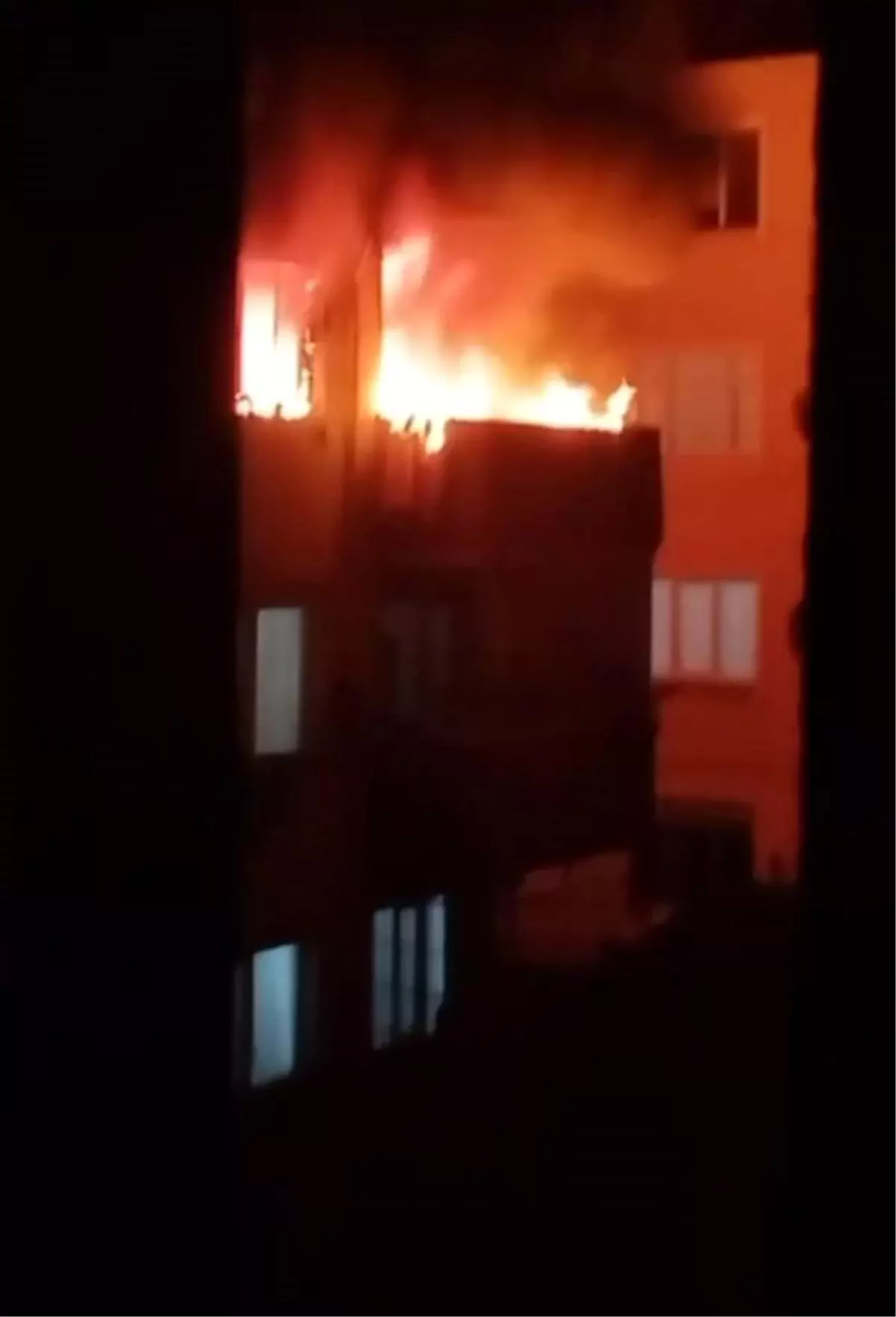 Bursa'da Yangında 2 Kadın ve 1 Çocuk Hayatını Kaybetti