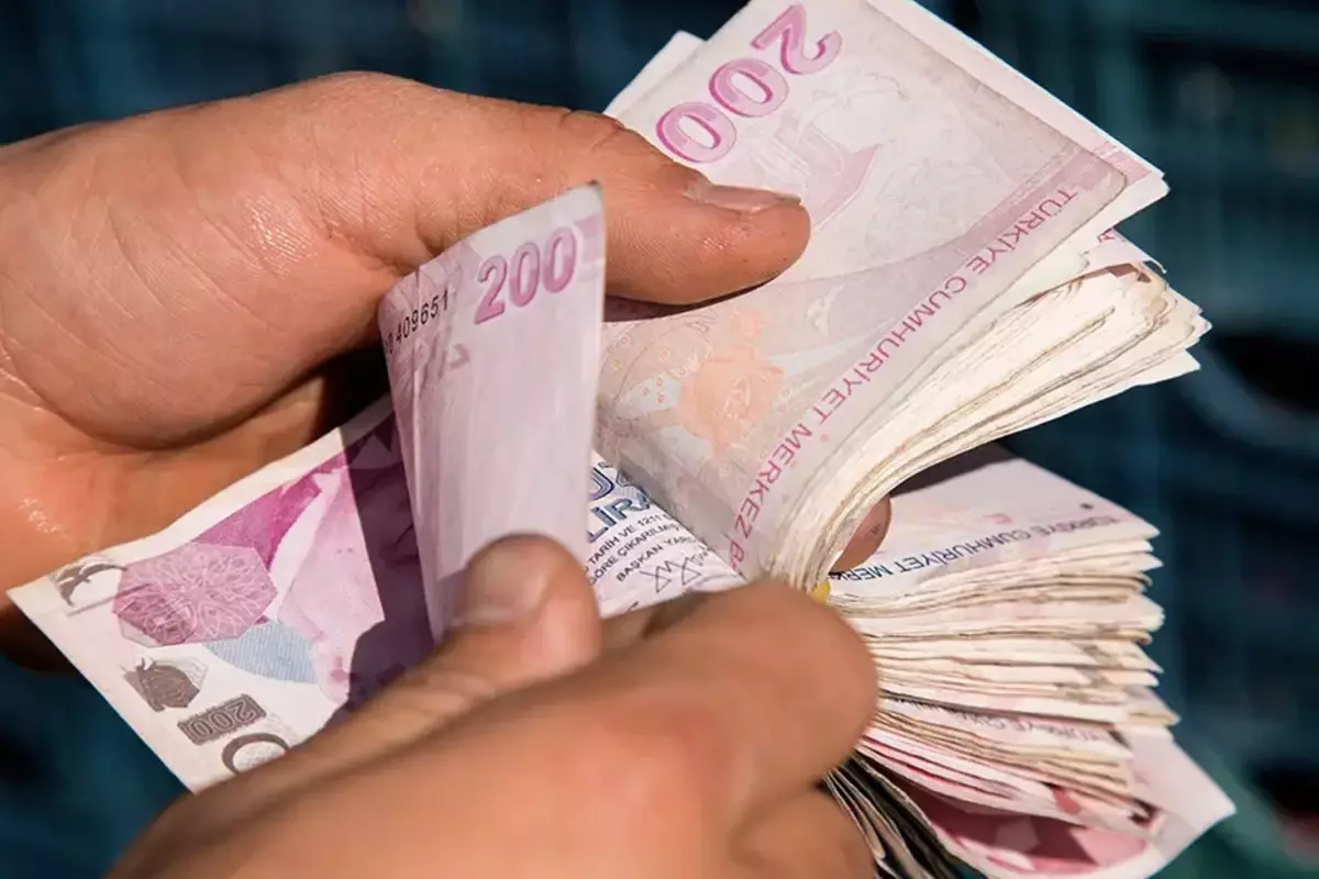 Milyonlarca memuru ilgilendiren adım: Maaş promosyonları Rekabet Kurulu'nda