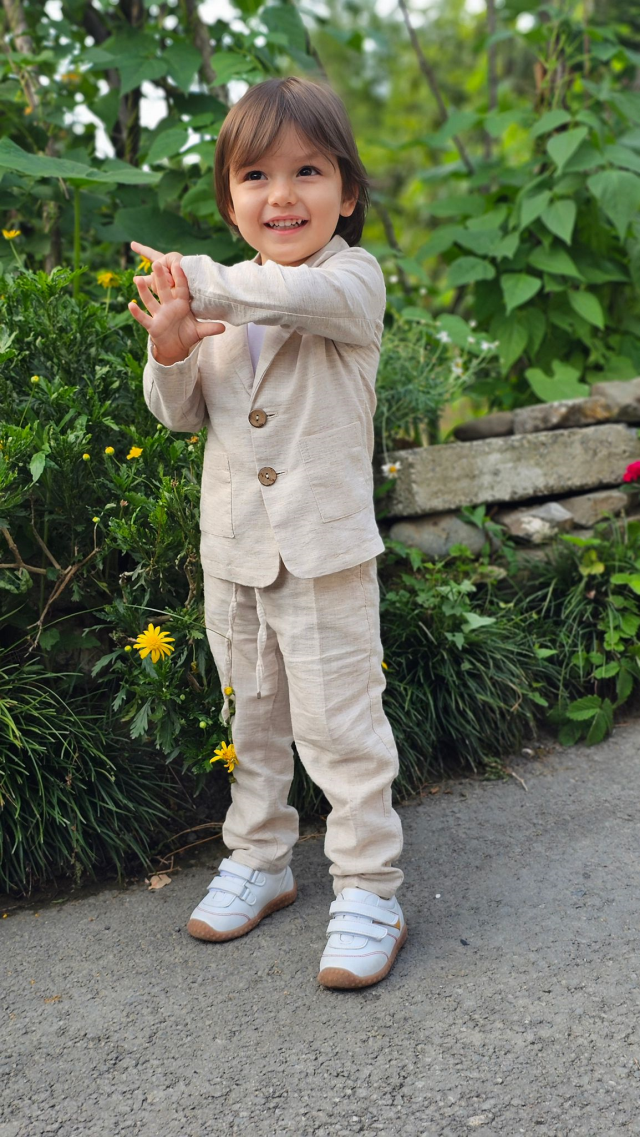 Televizyon Dünyasının Minik Yıldızı: Doğan Keskik Kimdir?