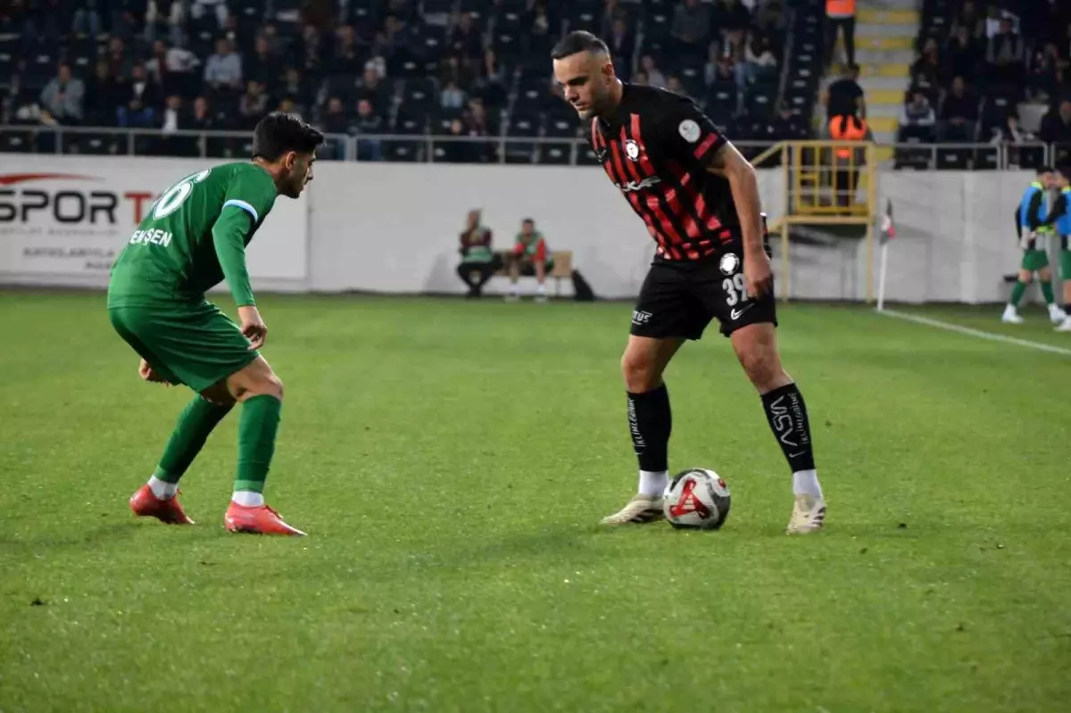 Çorum FK ve Serik Spor 1-1 Beraber Kaldı
