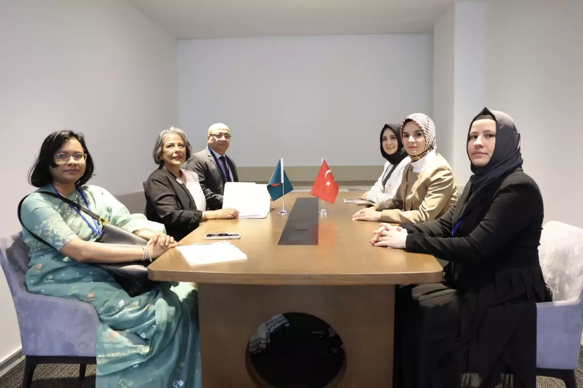 Bakan Göktaş, New York'ta Bangladeşli Danışman ile Görüştü