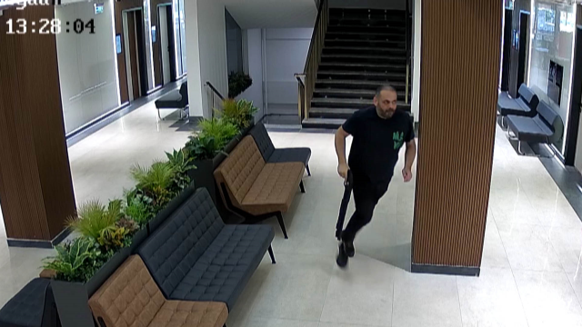 He had killed his ex-wife in the hospital! Chilling images were included in the case file