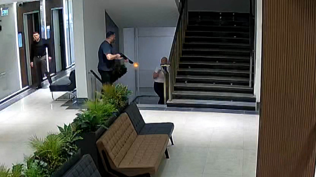 He had killed his ex-wife in the hospital! Chilling images were included in the case file