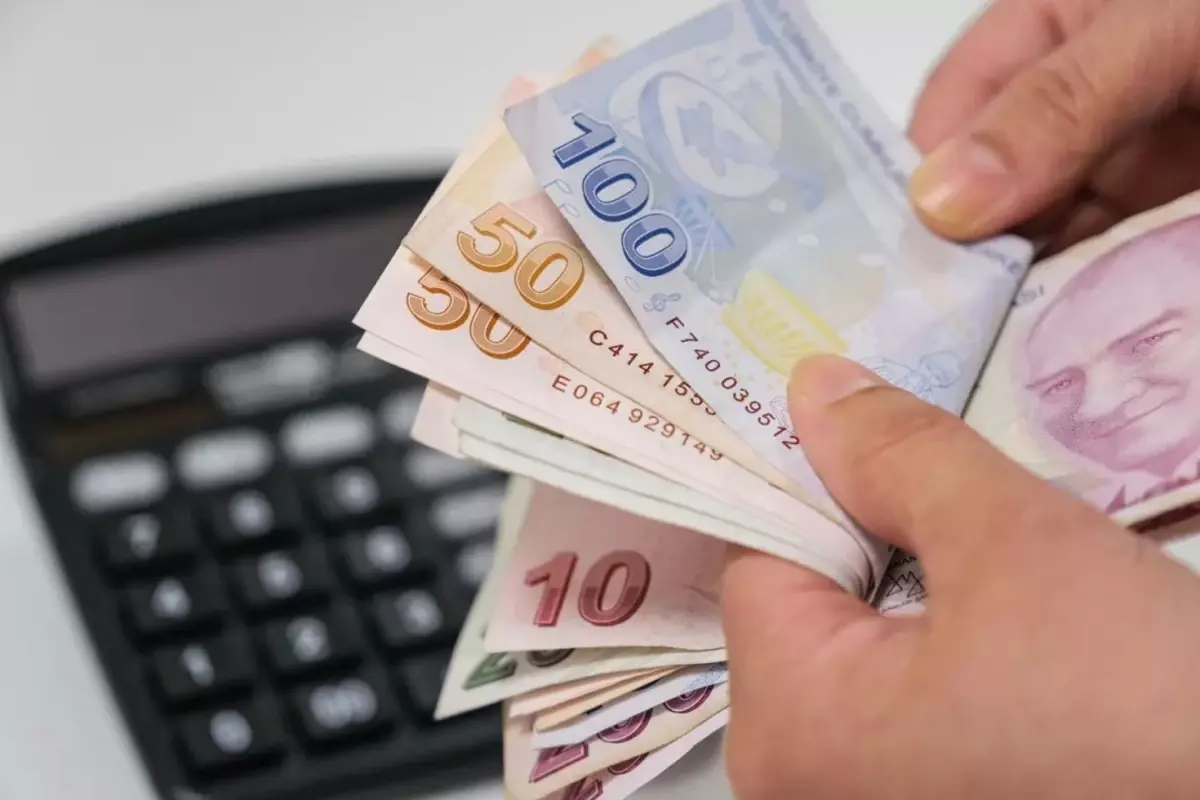 Bu ilçede üniversiteyi kazanan herkes 12 bin lira alacak