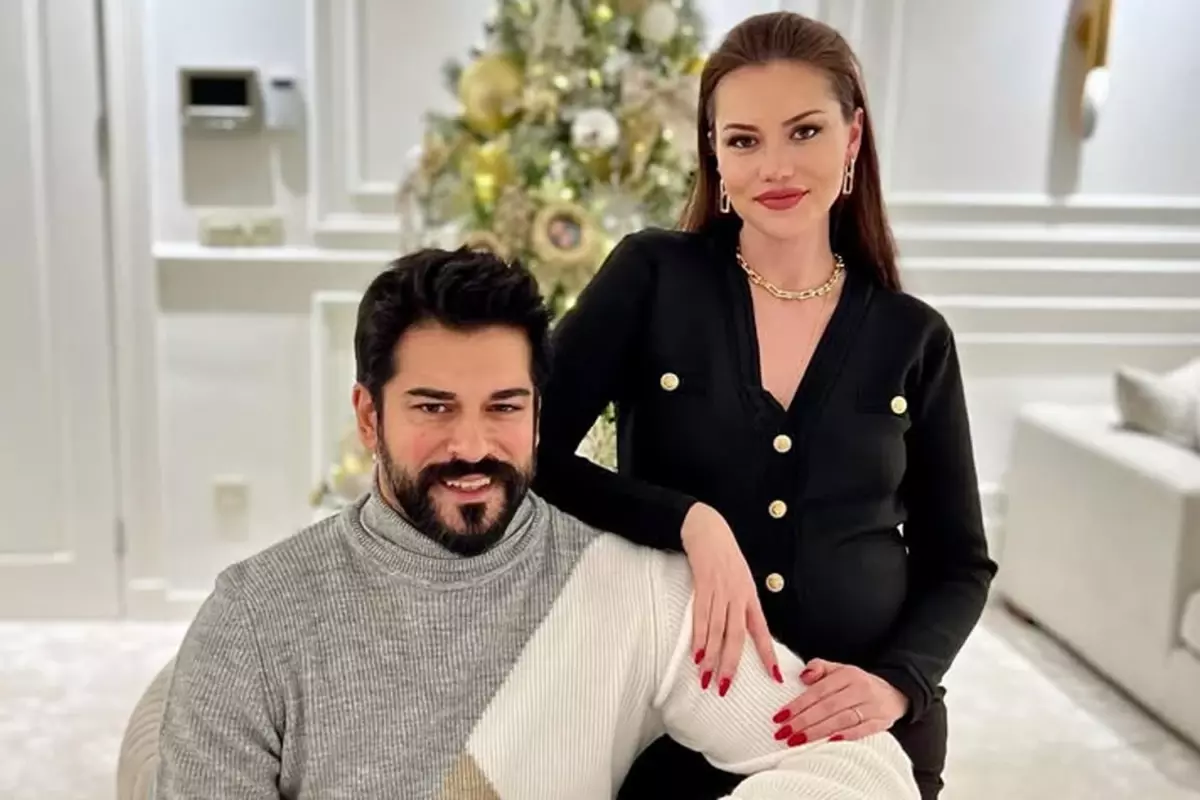Burak Özçivit ve Fahriye Evcen'den boşanma iddialarına nokta koyan paylaşım