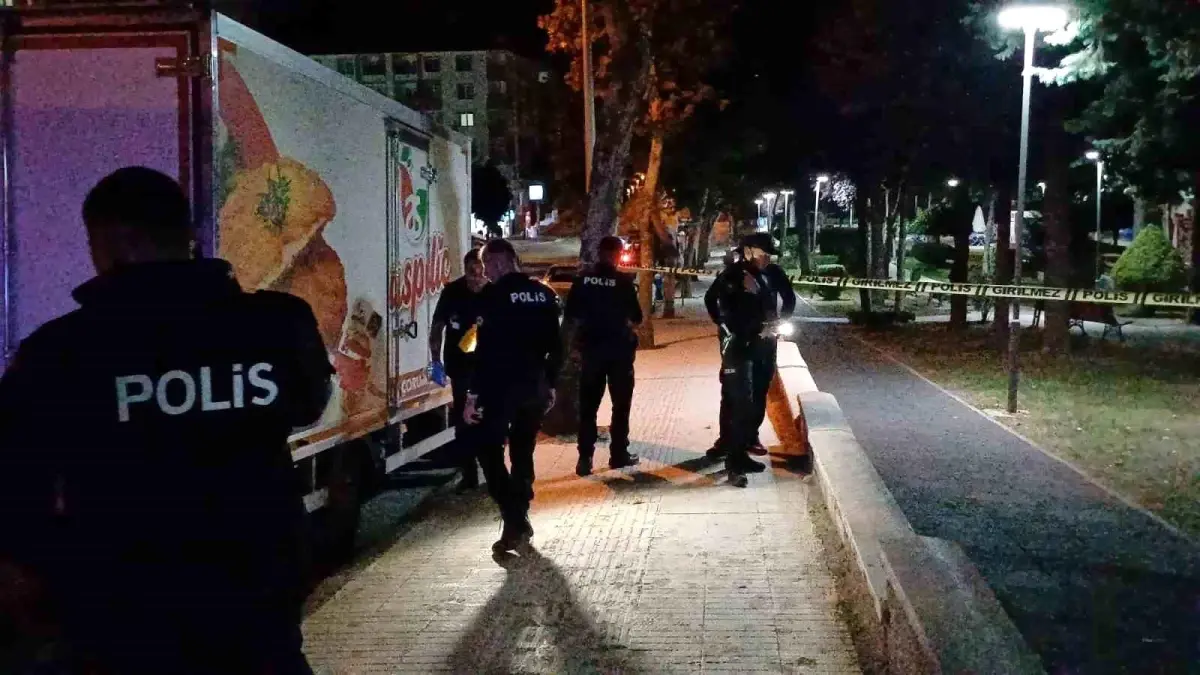 Çorum'da Petshop Dükkanına Silahlı Saldırı: Bir Kişi Hayatını Kaybetti