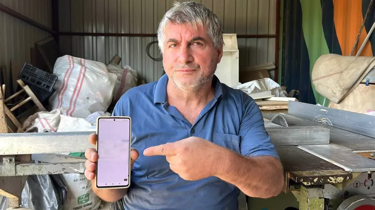 Depremde İş Yeri Yıkılan Vatandaş Dolandırıldı