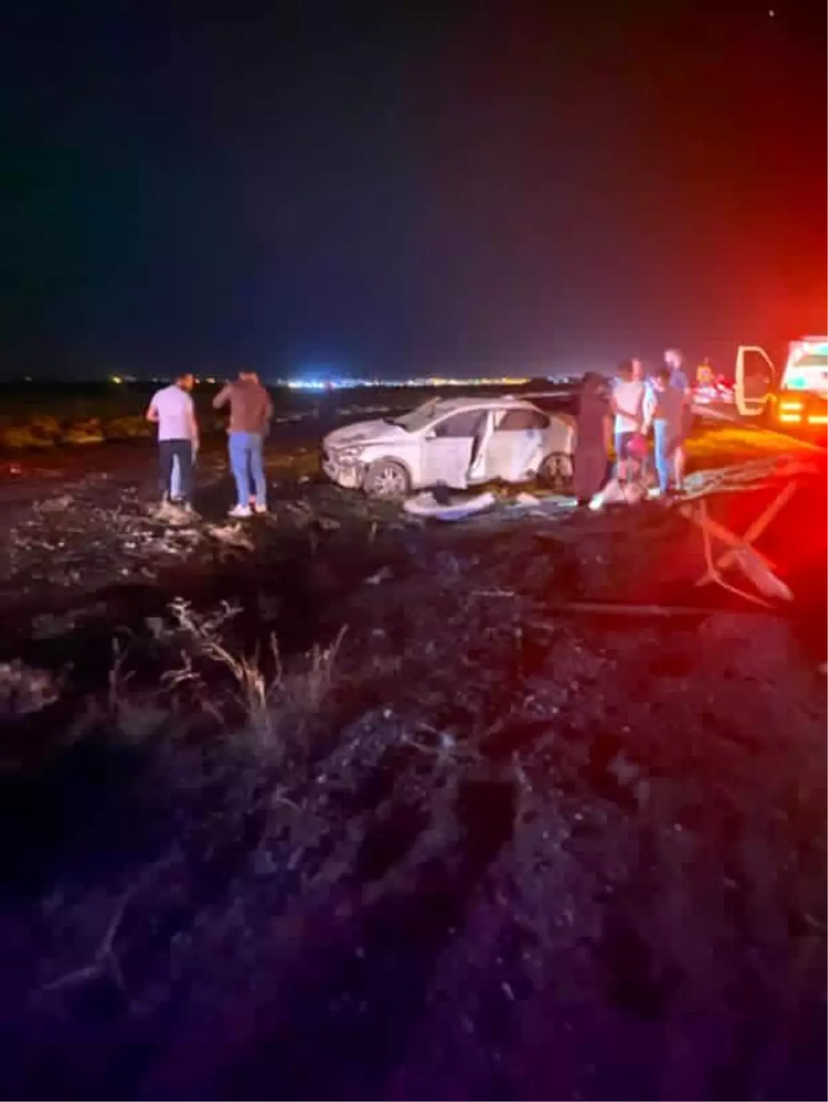 Hilvan'da takla atan otomobilde 3 kişi yaralandı