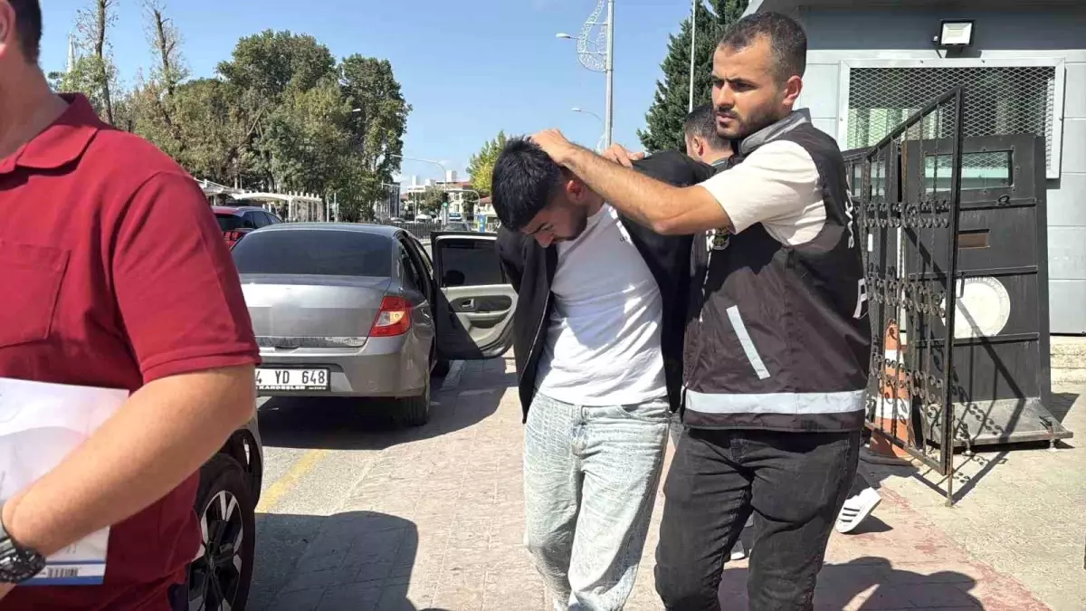 Sakarya'da Silahlı Kavga: 27 Yaşında Genç Hayatını Kaybetti