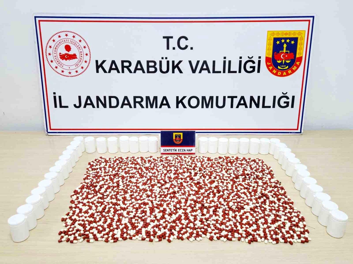 Karabük'te 2 Bin 467 Sentetik Ecza Ele Geçirildi