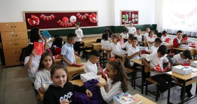 Kasım tatili ne zaman? İlk ara tatil ne zaman başlıyor? 2025-2026 eğitim öğretim yılı takvimi!