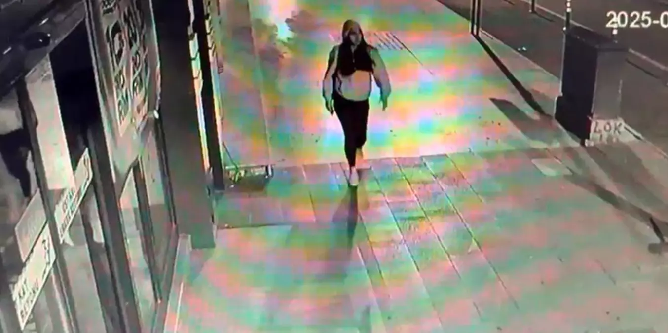 Isparta'da Direksiyon Hakimiyetini Kaybeden Sürücü İşletmeye Daldı
