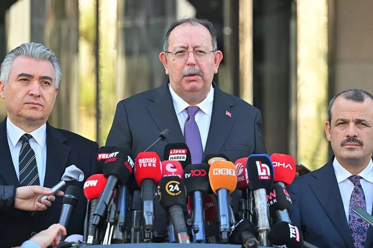 YSK, CHP İstanbul İl Kongresi'nin devamına karar verdi