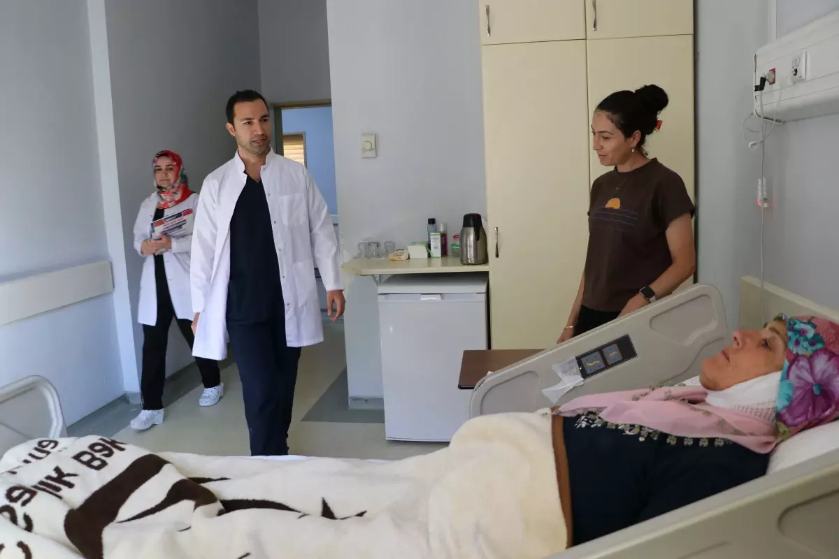 15 Yıl Sonra Yüz Felcinden Kurtuldu