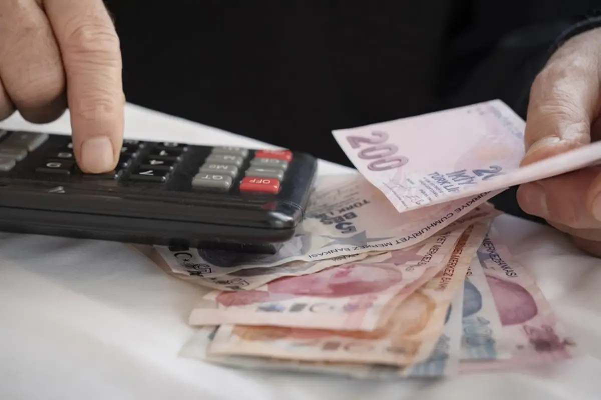 5 yıl erken emeklilik fırsatı: Hükümet düğmeye bastı, işte yararlanacak kesim