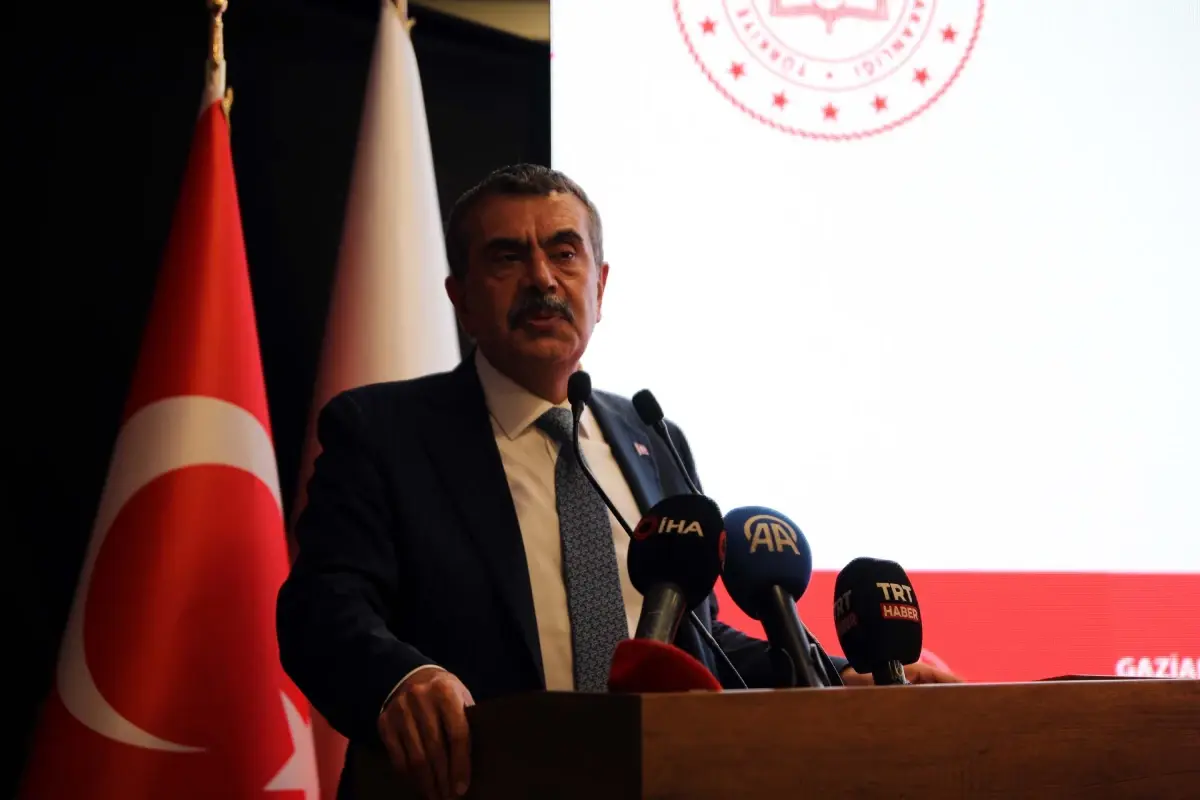 Eğitim Yükü Bakanlığın Sorumluluğunun Ötesinde