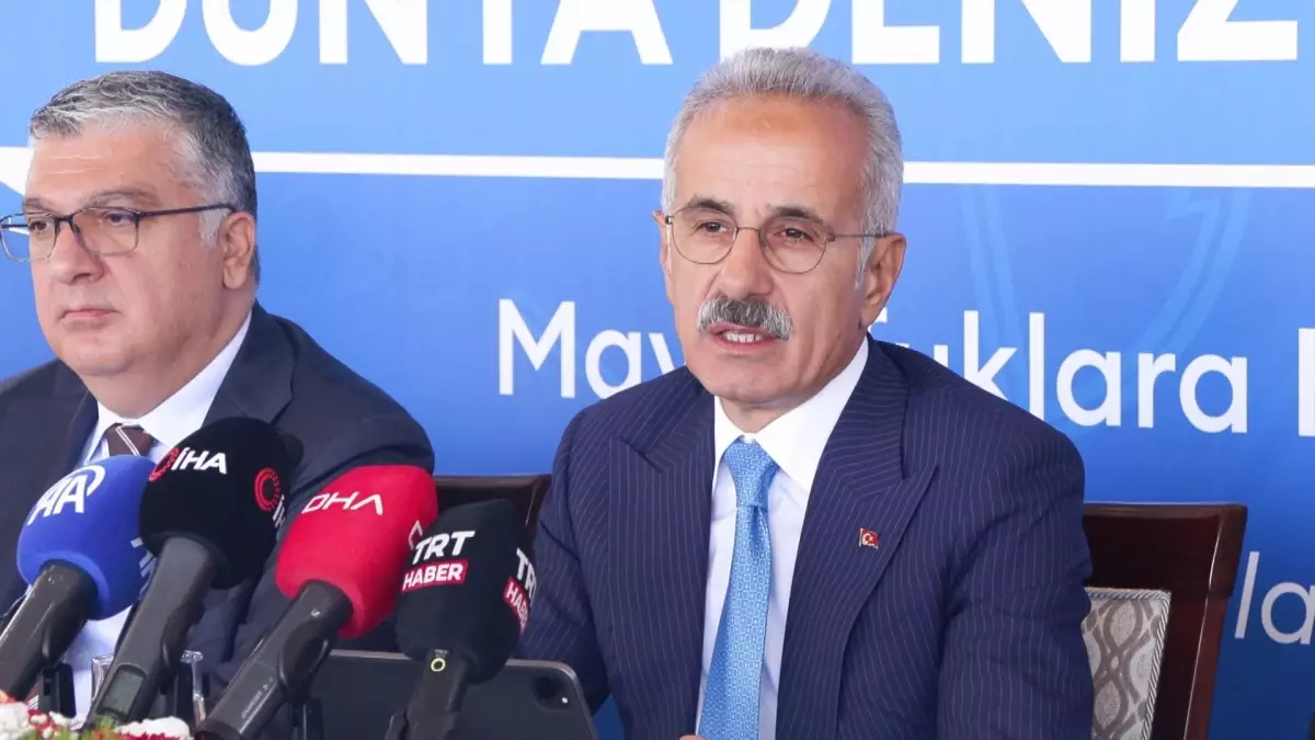 Bakan Uraloğlu: Denizcilikte Türkiye İlk 10'da