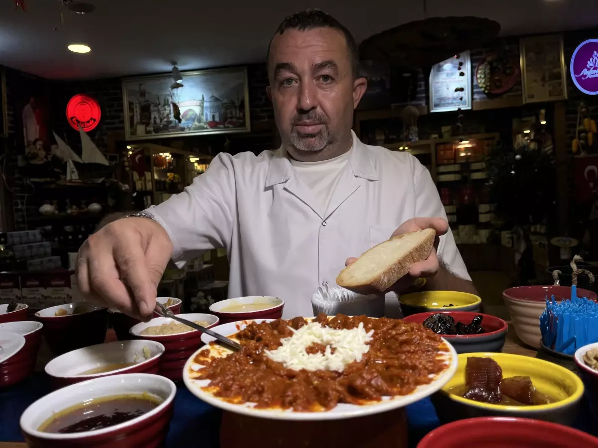 Balkan Göçmenlerinin Geleneksel Lezzeti Lütenitsa Bursa'da Üretiliyor